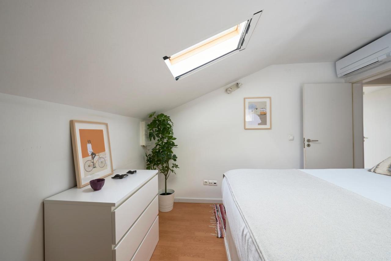 Bright Apt W Balcony, Ac, Parking, By Timecooler Lisboa Eksteriør billede