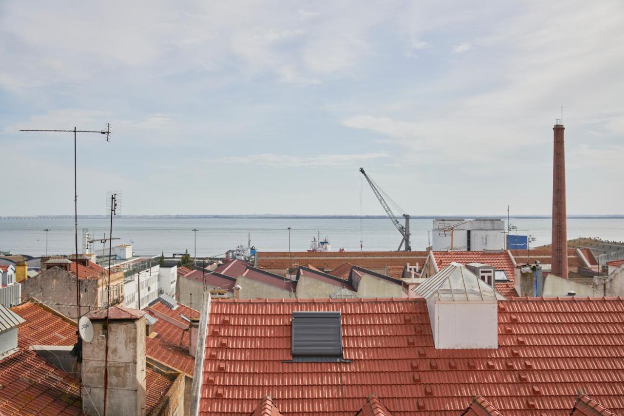 Bright Apt W Balcony, Ac, Parking, By Timecooler Lisboa Eksteriør billede