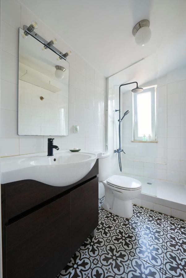 Bright Apt W Balcony, Ac, Parking, By Timecooler Lisboa Eksteriør billede
